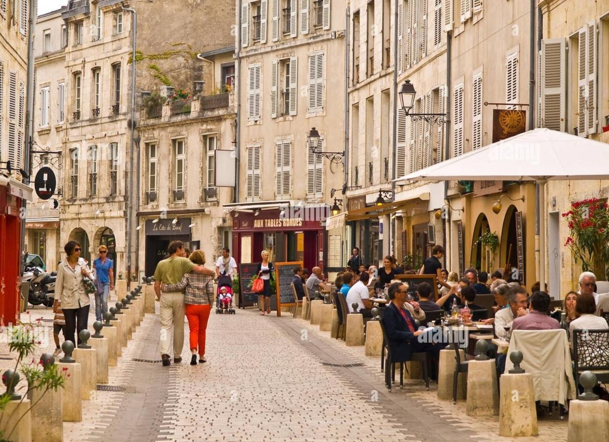 Appartement T3 Tout Confort En Duplex A 20Mn A Pied Du Centre-Ville Avec Tv Et Wifi La Rochelle  Bagian luar foto