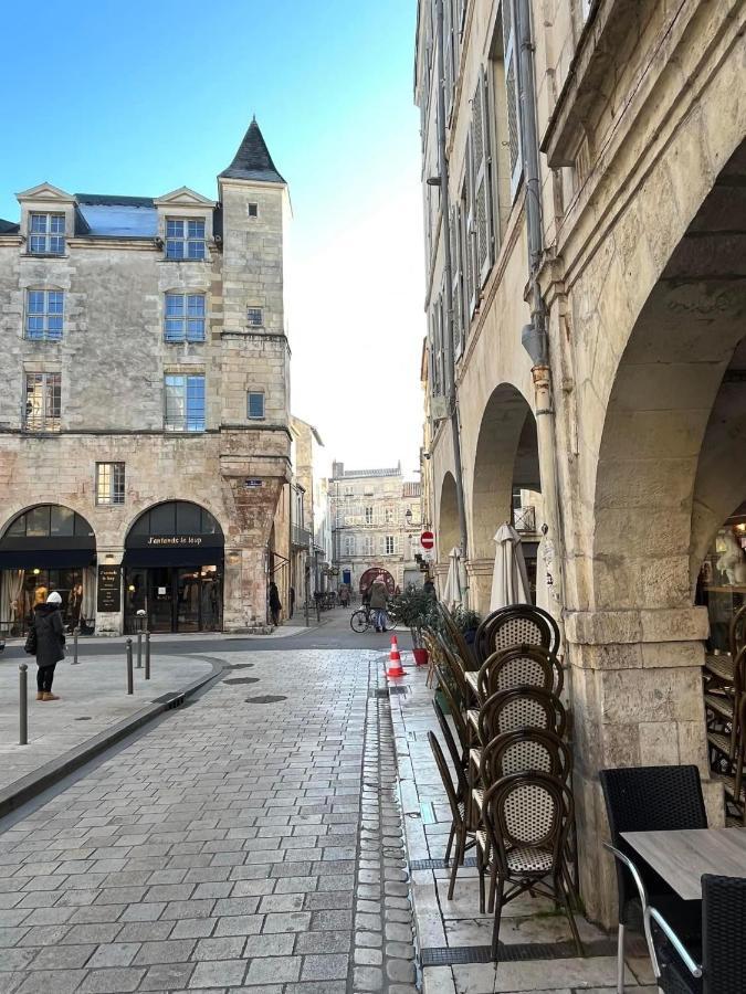 Appartement T3 Tout Confort En Duplex A 20Mn A Pied Du Centre-Ville Avec Tv Et Wifi La Rochelle  Bagian luar foto
